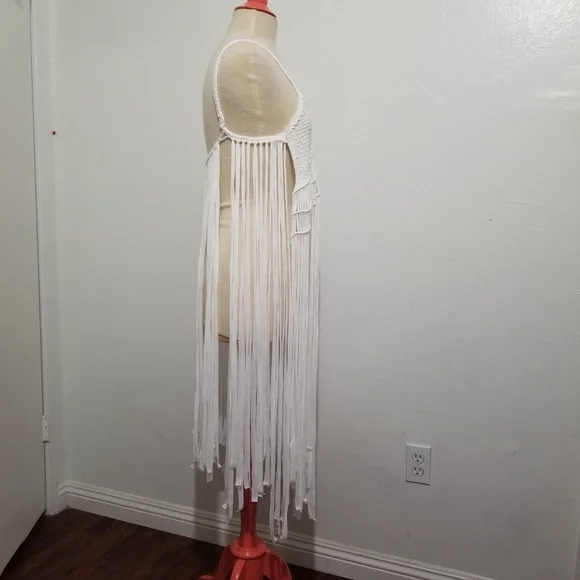 White Braided Fringe TOP, NWT, bohemian, boho, festival, swim cover up, crochet - Picture 3 of 8